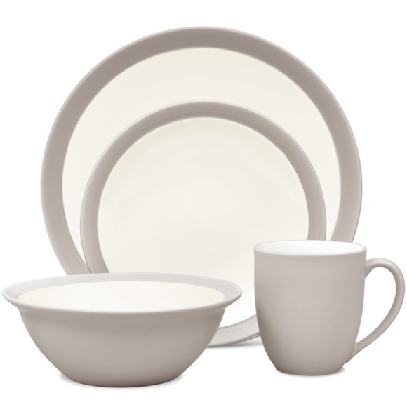 Noritake Colorwave Sand 4-Piece Curve Place Dinnerware Setting in Cream/Sand - Picture 2 of 5